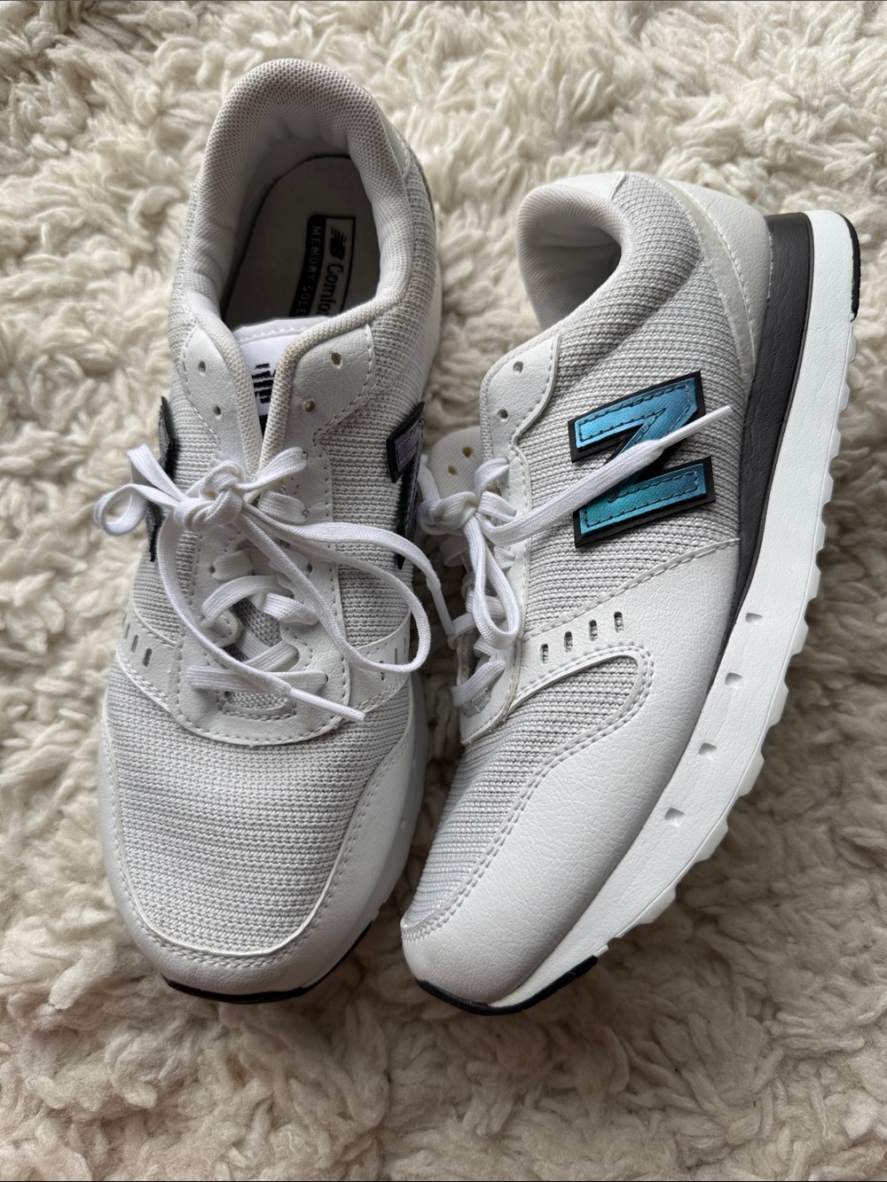New Balance 311 - Picture 2 of 6